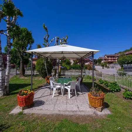 Magnolia Apartment Cisterna dʼAsti